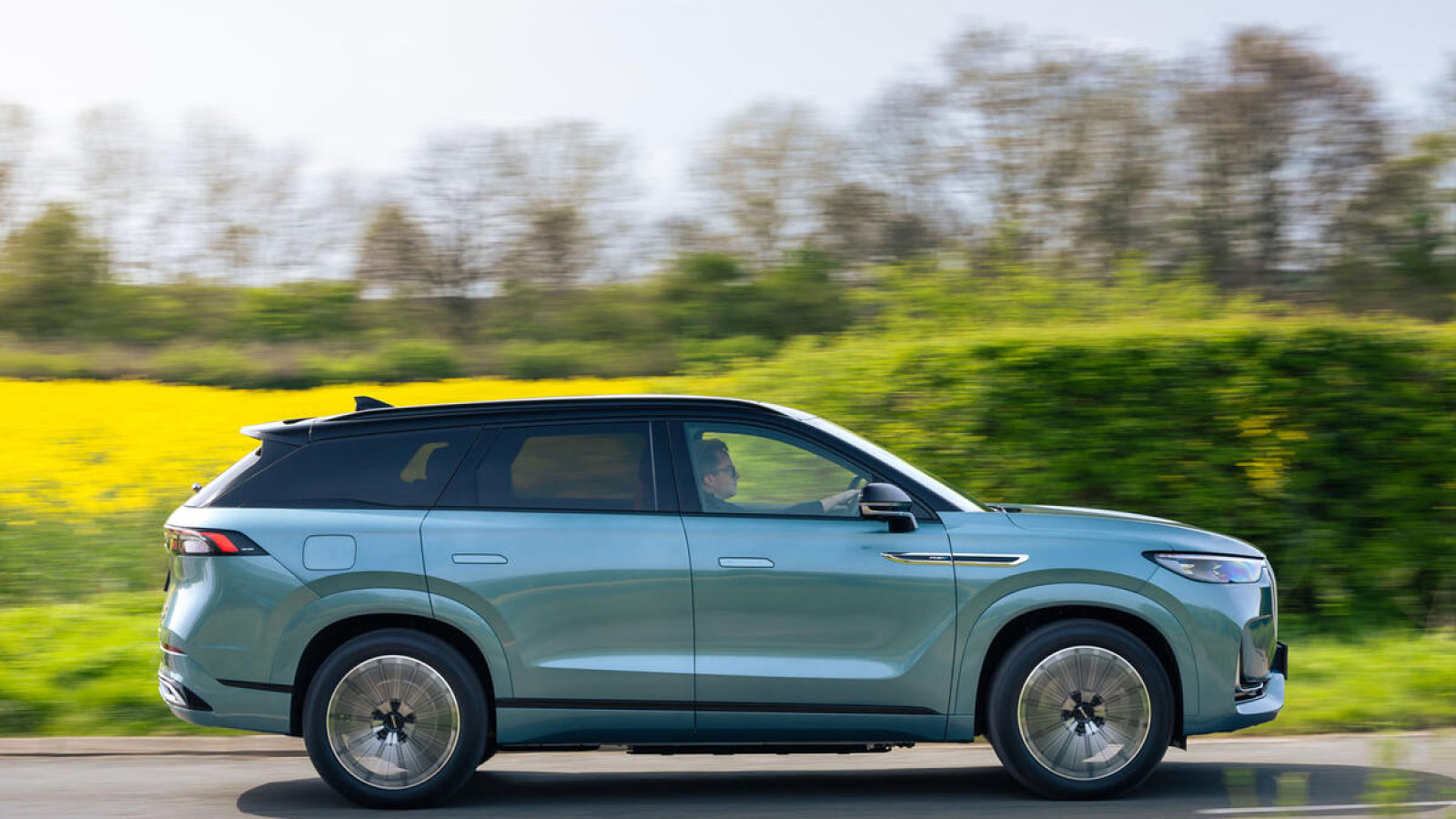 Jaecoo 8 review: this PHEV SUV could tempt you out of your BMW
